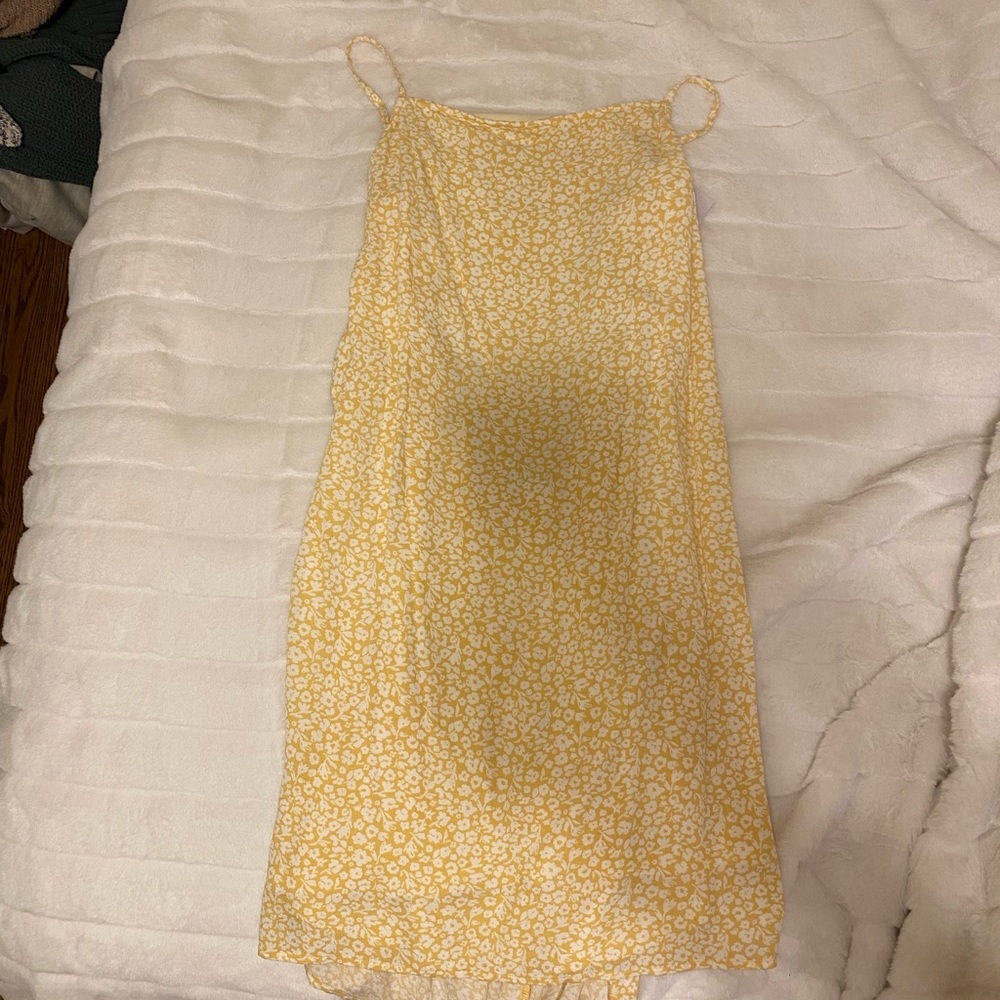 🐝 Yellow floral dress🐝